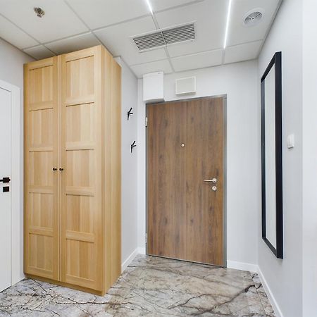 Exceptional Business Apartments By Noclegi Renters Варшава Екстериор снимка