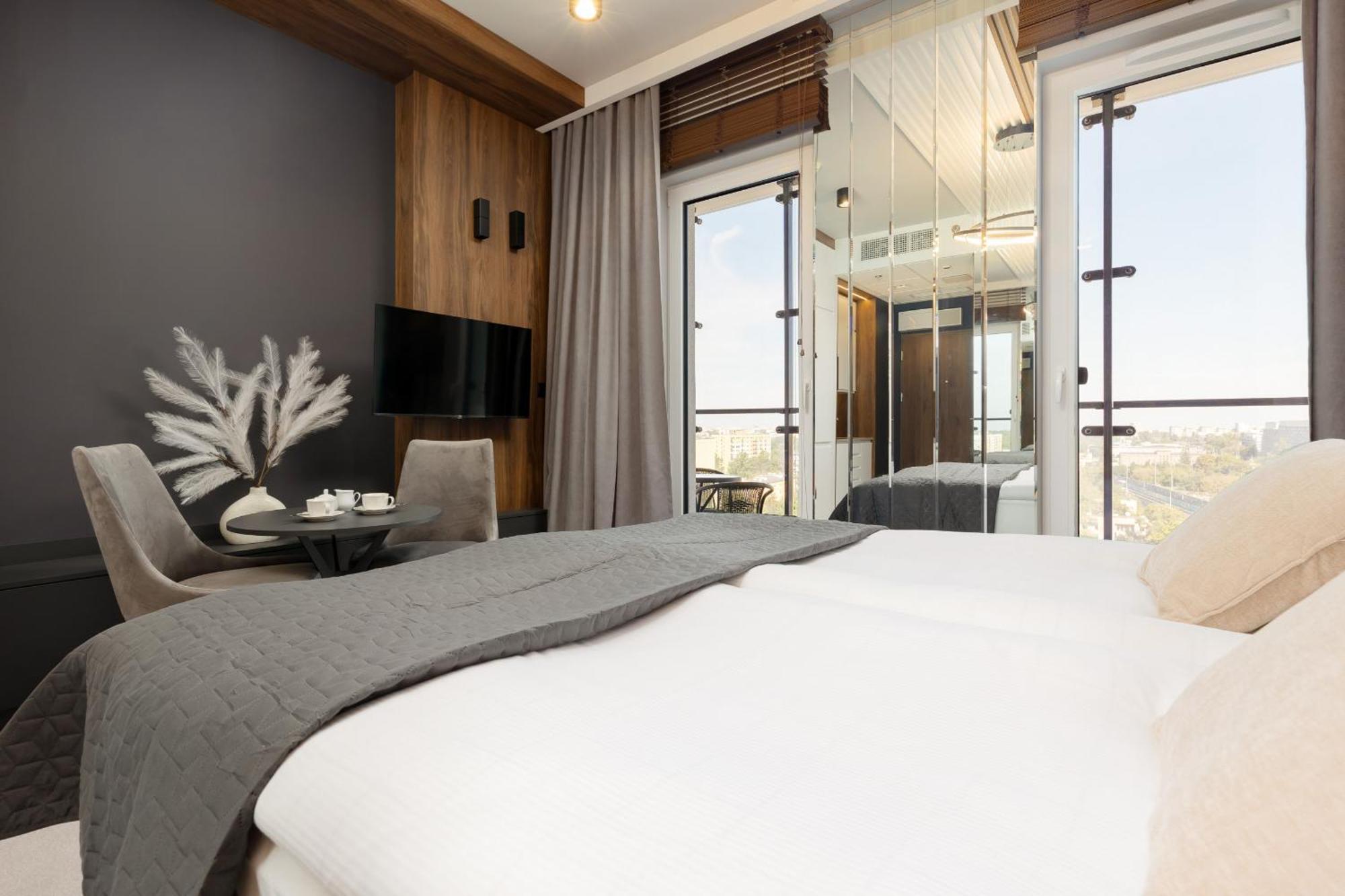 Exceptional Business Apartments By Noclegi Renters Варшава Екстериор снимка