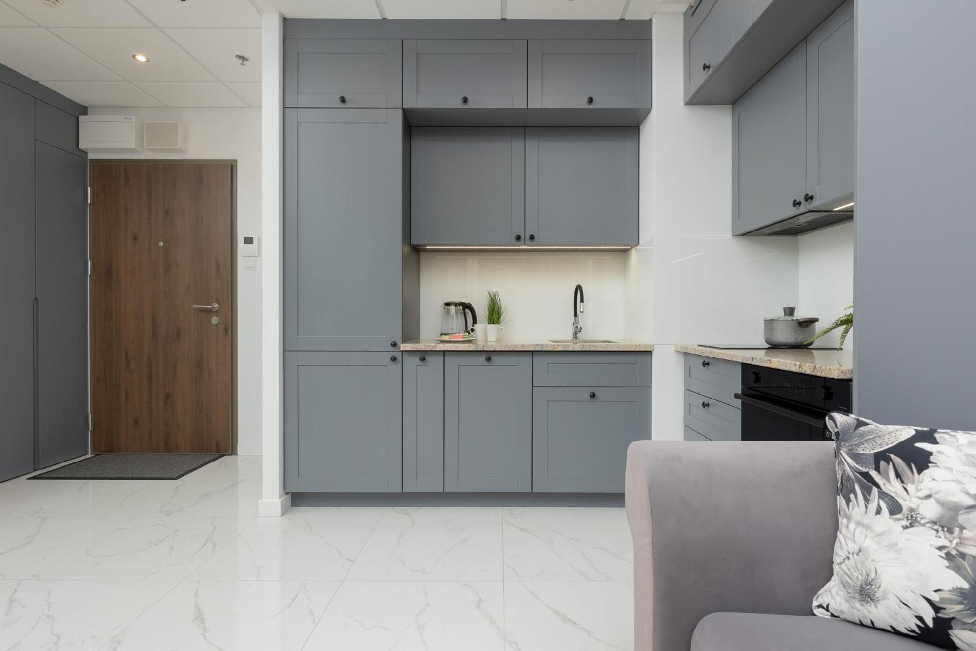 Exceptional Business Apartments By Noclegi Renters Варшава Екстериор снимка