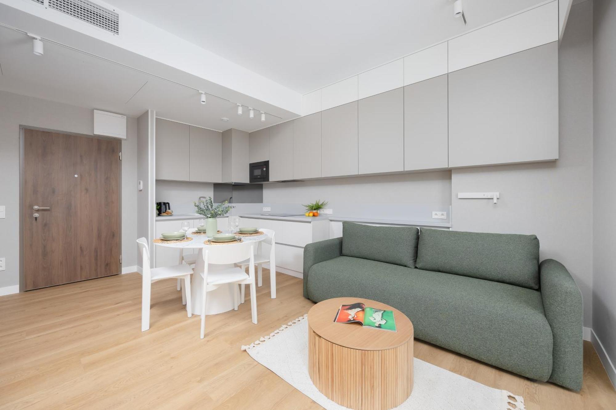 Exceptional Business Apartments By Noclegi Renters Варшава Екстериор снимка