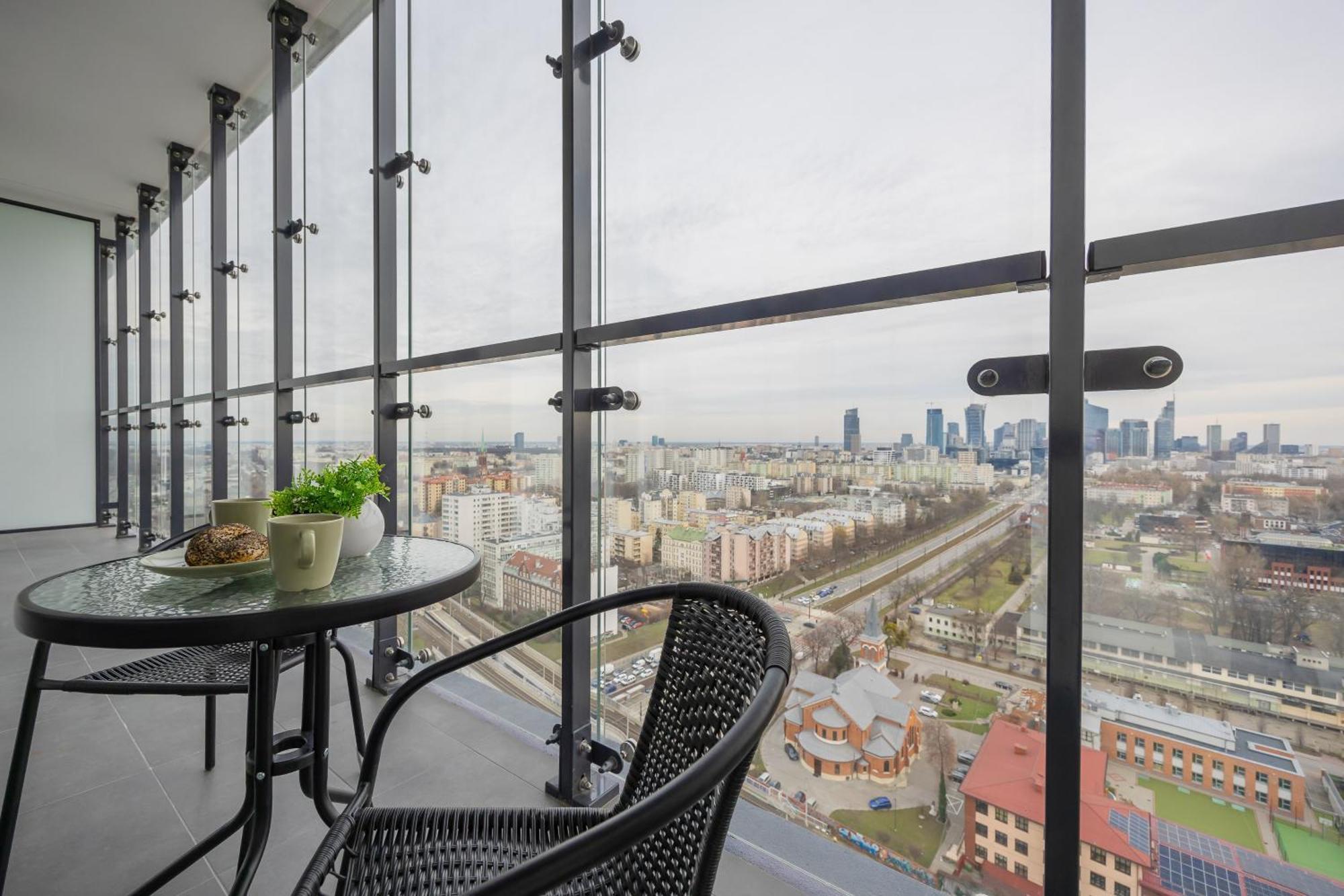 Exceptional Business Apartments By Noclegi Renters Варшава Екстериор снимка