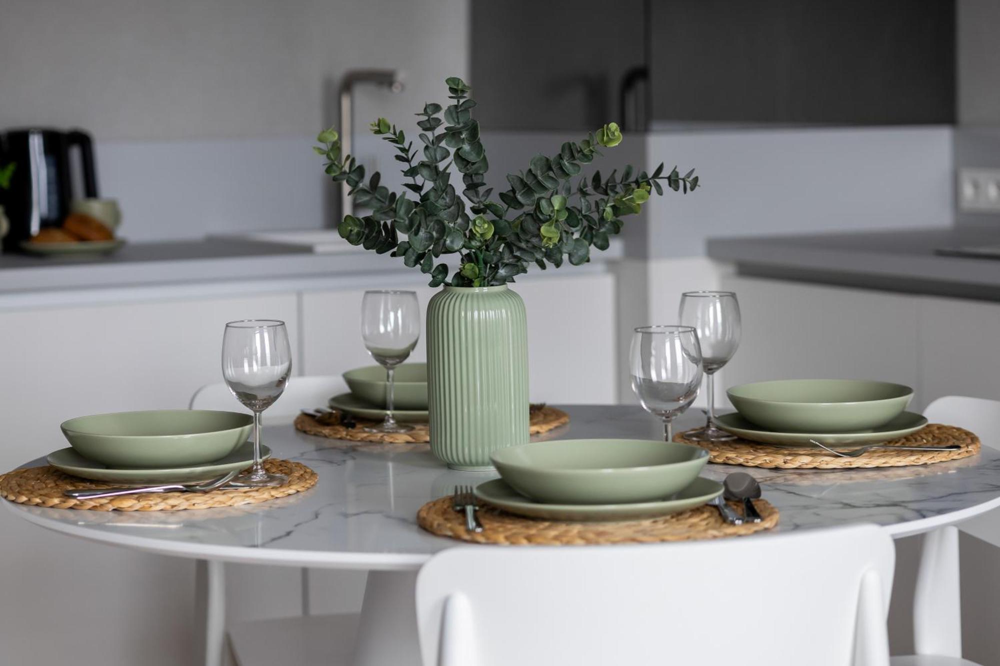 Exceptional Business Apartments By Noclegi Renters Варшава Екстериор снимка