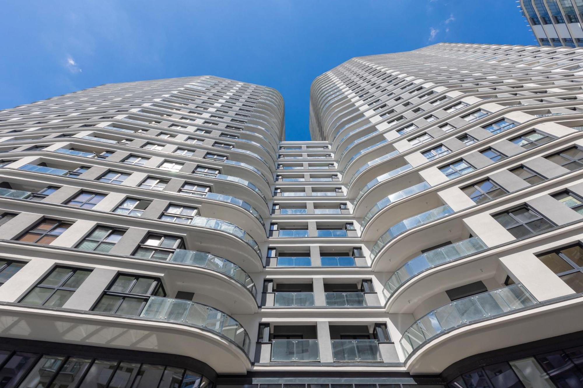 Exceptional Business Apartments By Noclegi Renters Варшава Екстериор снимка
